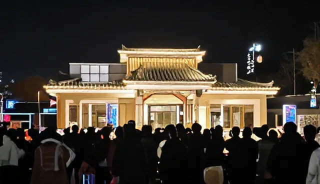 新媒体运营平台算法选型与使用建议